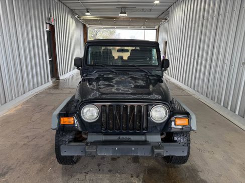 Used 2006 Jeep Wrangler X AWD/4WD image 3