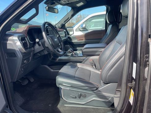 Used 2022 Ford F150 Lariat w/ Max Trailer Tow Package image 13