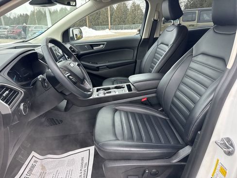 Used 2024 Ford Edge SEL image 7