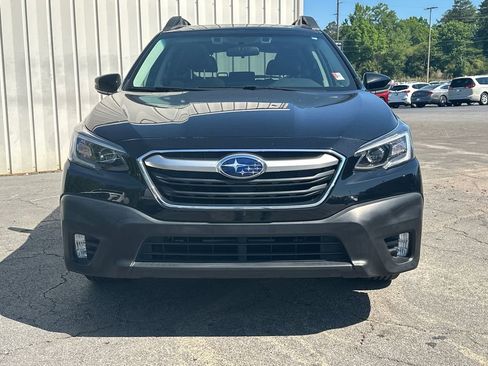 Used 2022 Subaru Outback Premium AWD/4WD image 3