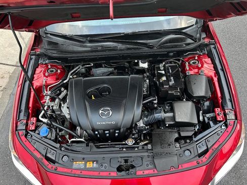 Used 2022 MAZDA MAZDA3 s image 26