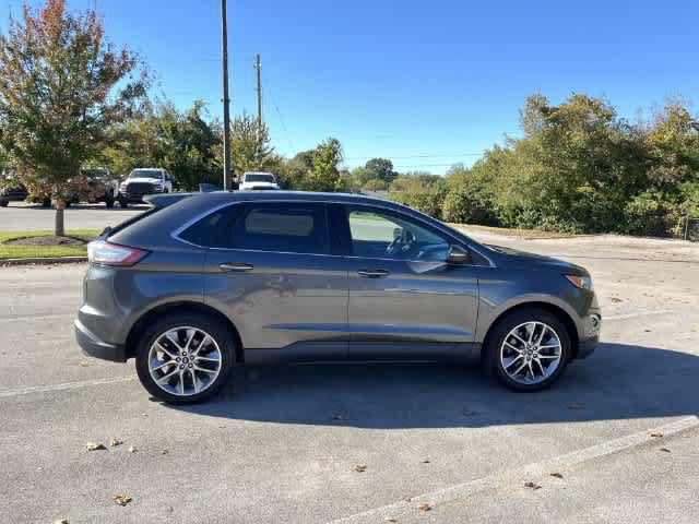 Used 2017 Ford Edge Titanium w/ Equipment Group 302A AWD/4WD image 9