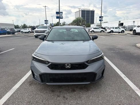 Used 2025 Honda Civic Sport image 2