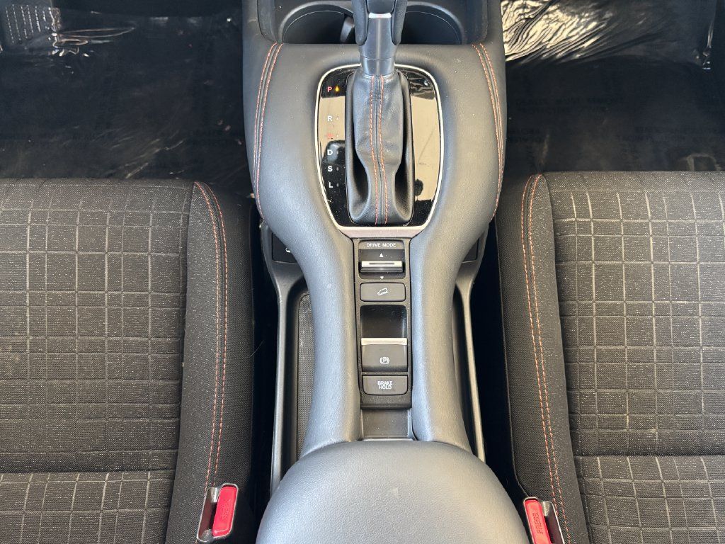 Used 2025 Honda HR-V Sport image 17
