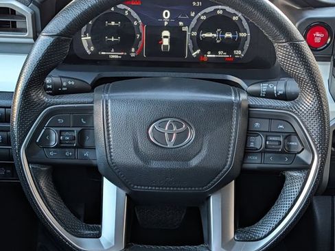 Used 2024 Toyota Tacoma TRD Off-Road image 13
