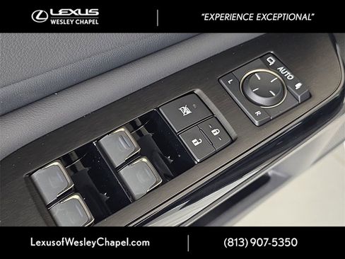 New 2025 Lexus ES 350 w/ Premium Package image 16