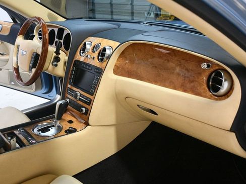 Used 2009 Bentley Flying Spur Flying Spur image 26