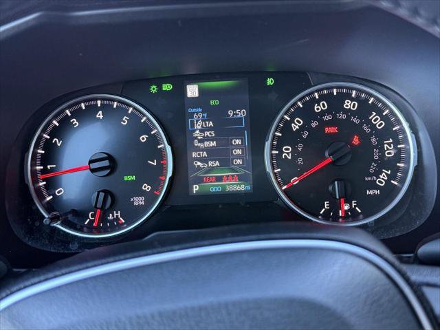 Certified 2022 Toyota RAV4 XLE Premium AWD/4WD image 24