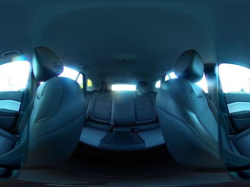 Used 2025 Chevrolet Trax LT w/ LT Convenience Package FWD image 41