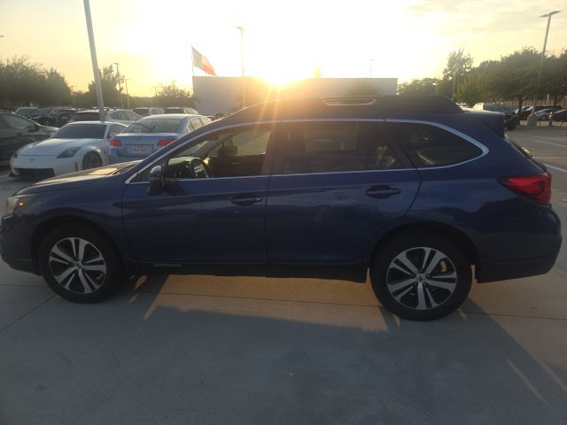 Used 2019 Subaru Outback 2.5i Limited AWD/4WD image 5