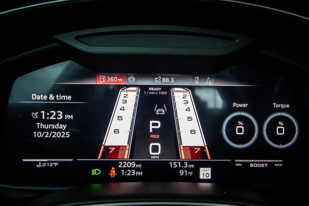 Used 2025 Audi RS Q8 performance AWD/4WD image 4