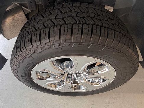 Used 2020 RAM 1500 HFE RWD image 9