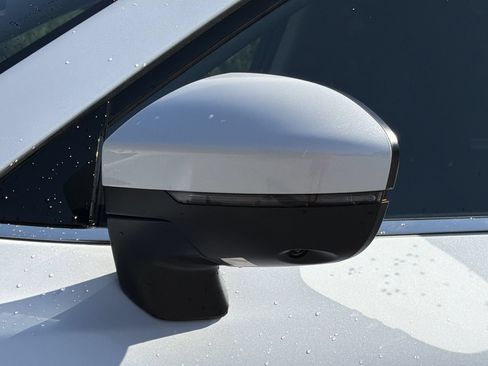 Certified 2025 Nissan Pathfinder SL AWD/4WD image 33