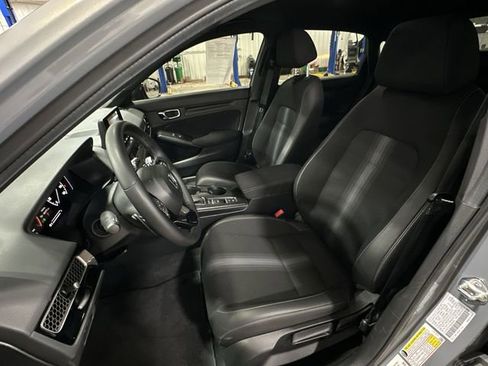 Used 2025 Honda Civic Sport image 17