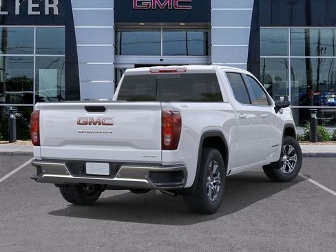 New 2026 GMC Sierra 1500 SLE w/ Preferred Package image 4