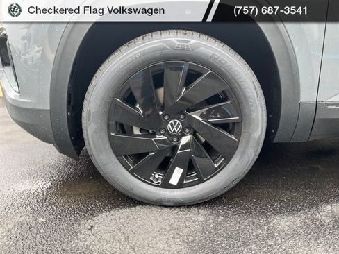 New 2026 Volkswagen Atlas Cross Sport SE AWD/4WD image 5