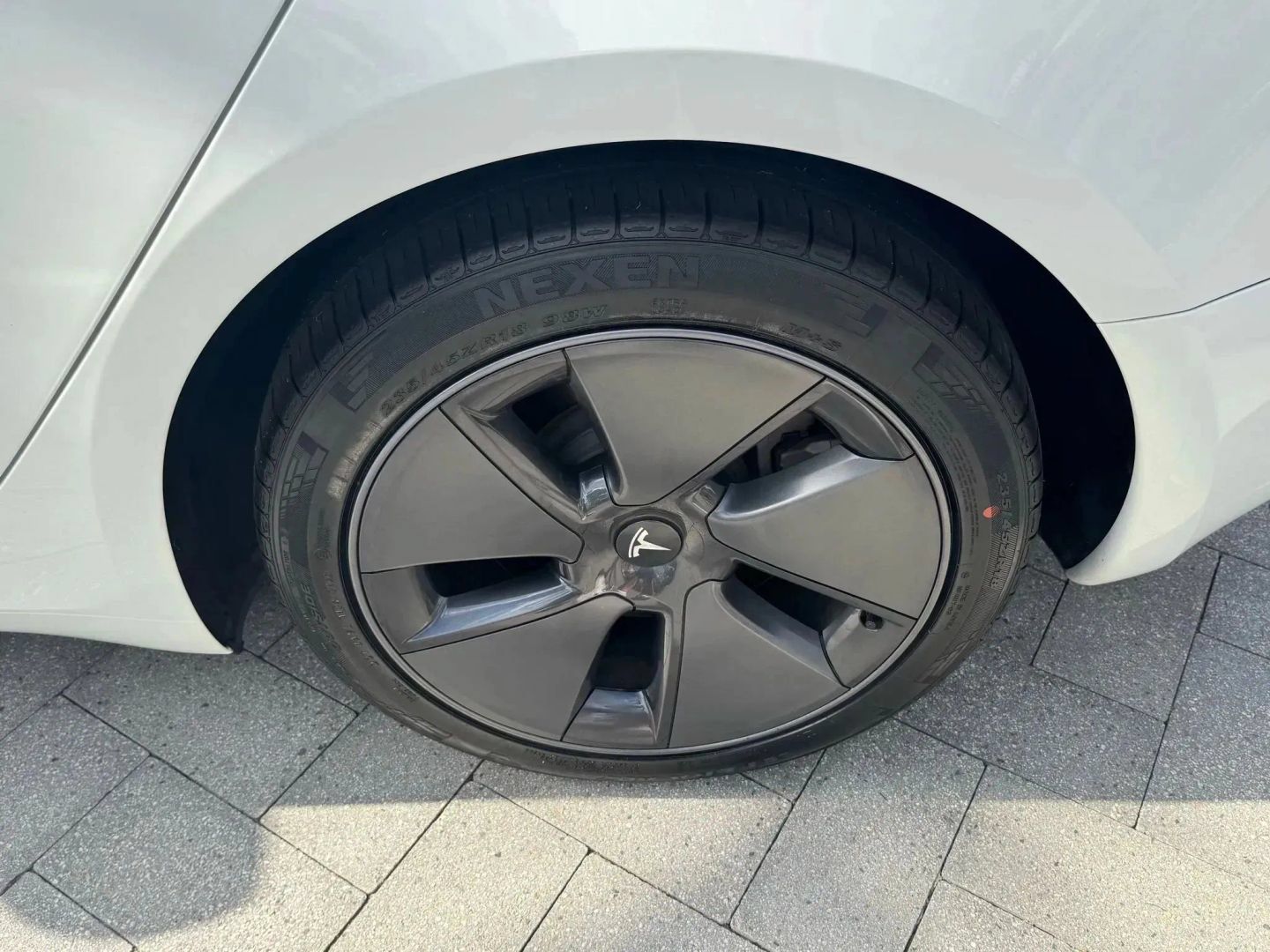 Used 2023 Tesla Model 3 Standard Range RWD image 41