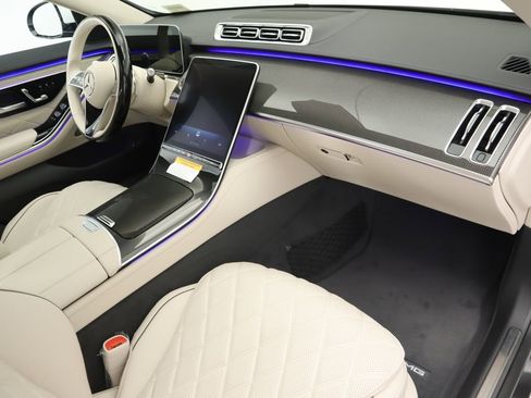 New 2026 Mercedes-Benz S 580e 4MATIC Sedan image 19