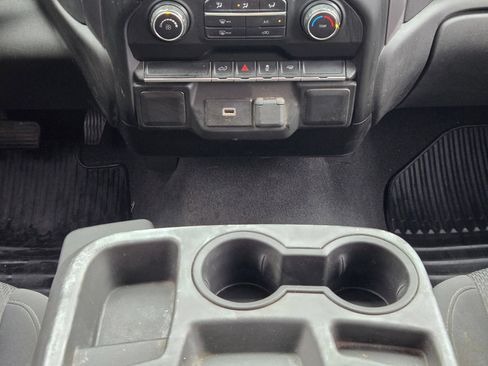 Used 2020 Chevrolet Silverado 1500 Custom w/ Custom Value Package RWD image 19