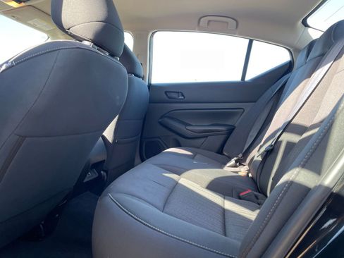 Used 2025 Nissan Altima 2.5 SV image 27