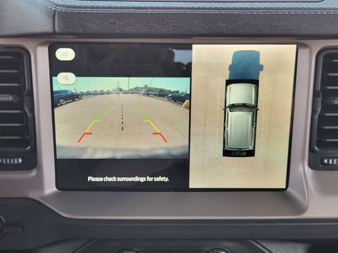 Used 2025 Ford Bronco Outer Banks AWD/4WD image 19