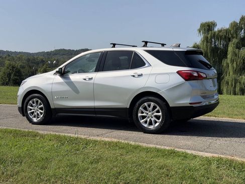Used 2018 Chevrolet Equinox LT FWD image 3