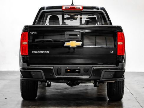 Used 2020 Chevrolet Colorado LT w/ Safety Package RWD image 11