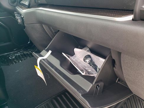 New 2026 Chevrolet Silverado 1500 LT image 30