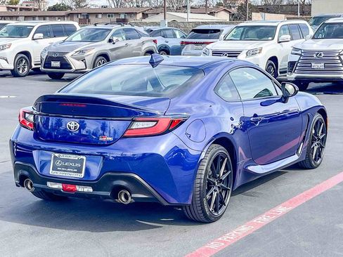 Used 2024 Toyota GR86 Premium image 4