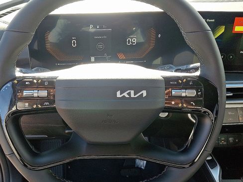 New 2026 Kia Sorento S image 18