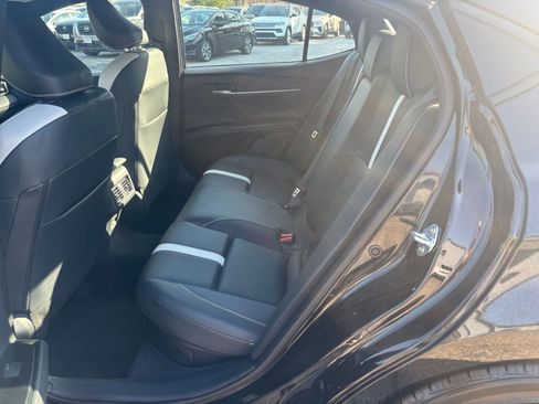 Used 2025 Toyota Camry SE image 23