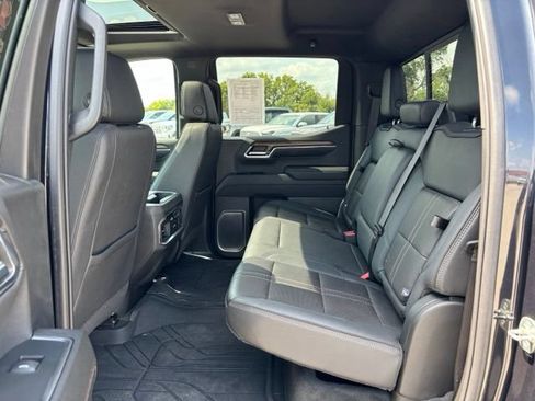 Certified 2023 Chevrolet Silverado 1500 High Country w/ High Country Premium Package AWD/4WD image 21