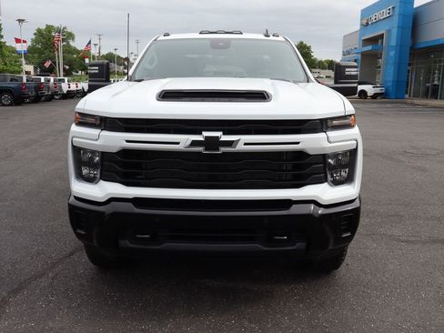 New 2026 Chevrolet Silverado 2500 Custom w/ Custom Value Package AWD/4WD image 21