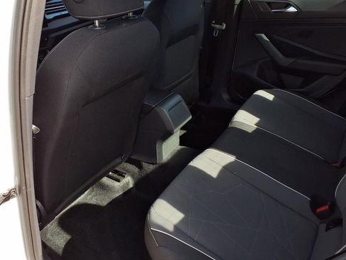 Certified 2025 Volkswagen Jetta Sport image 20