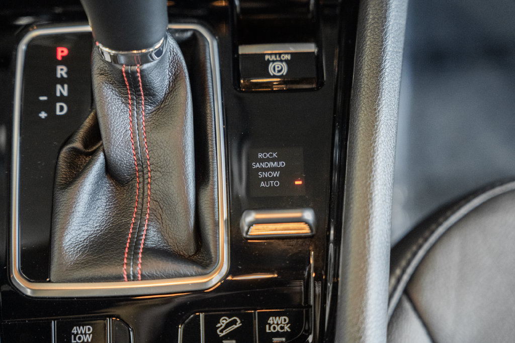 Certified 2025 Jeep Compass Trailhawk AWD/4WD image 26