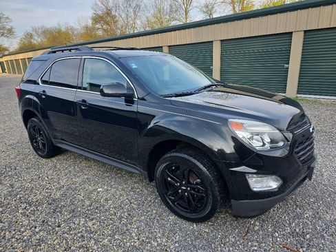 Used 2017 Chevrolet Equinox LT w/ Midnight Edition FWD image 8