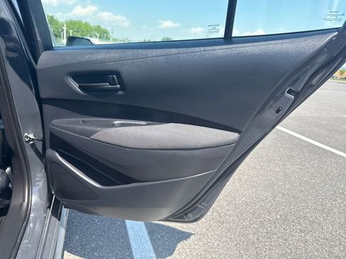 Used 2025 Toyota Corolla LE w/ LE Premium Package FWD image 16