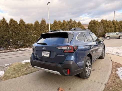 Used 2021 Subaru Outback Limited image 4