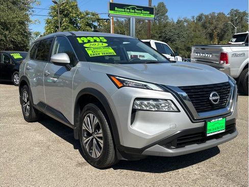 Used 2023 Nissan Rogue SV AWD/4WD image 1