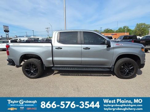 Used 2023 Chevrolet Silverado 1500 Custom Trail Boss AWD/4WD image 10