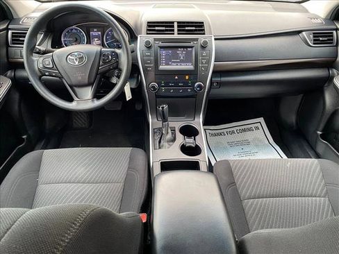 Used 2017 Toyota Camry LE FWD image 23