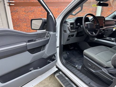 Used 2025 Ford F150 XLT w/ Equipment Group 301A Standard AWD/4WD image 9