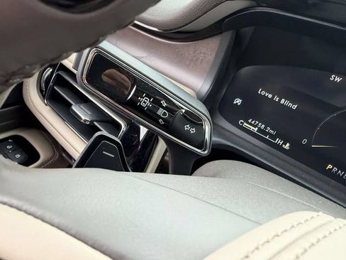 Certified 2023 Lincoln Aviator Reserve w/ Elements Package Plus AWD/4WD image 27