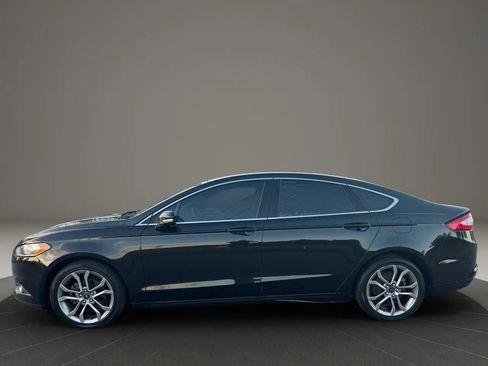 Used 2015 Ford Fusion SE w/ Equipment Group 202A FWD image 4