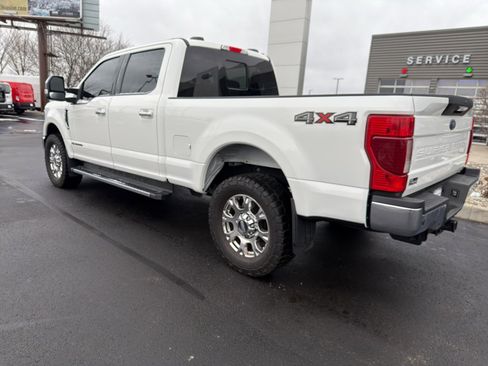 Used 2022 Ford F250 Lariat w/ Chrome Package image 9