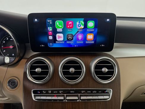 Used 2022 Mercedes-Benz GLC 300 GLC 300 image 17