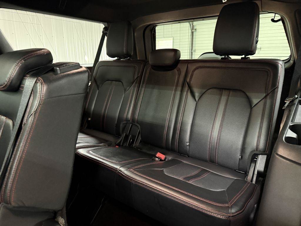Used 2022 Ford Expedition Max Limited AWD/4WD image 27