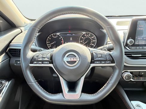 Certified 2024 Nissan Altima 2.5 SR AWD/4WD image 22