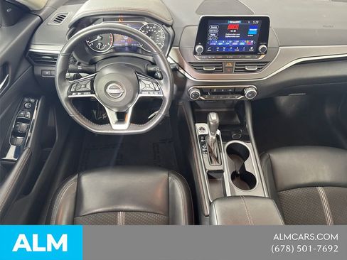 Used 2025 Nissan Altima 2.5 SR FWD image 26