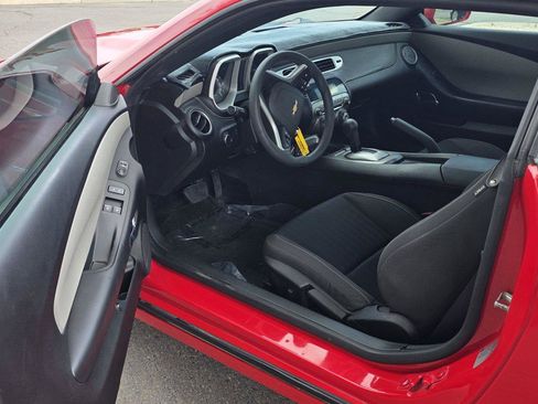 Used 2015 Chevrolet Camaro LS RWD image 12